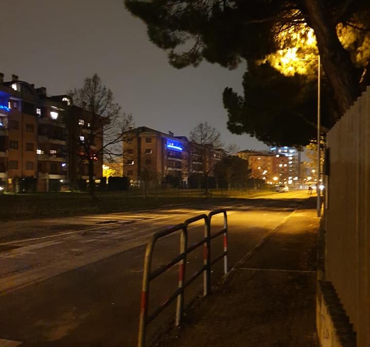 PETIZIONE: Scarsa illuminazione in Via Pitagora. Si mettano i lampioni!
