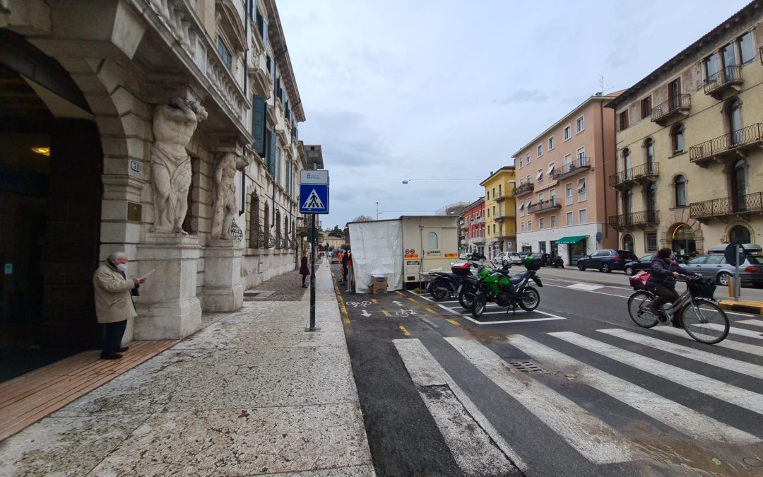 Verona non è fatta per le ciclabili o sono le ciclabili a non essere adatte a Verona?